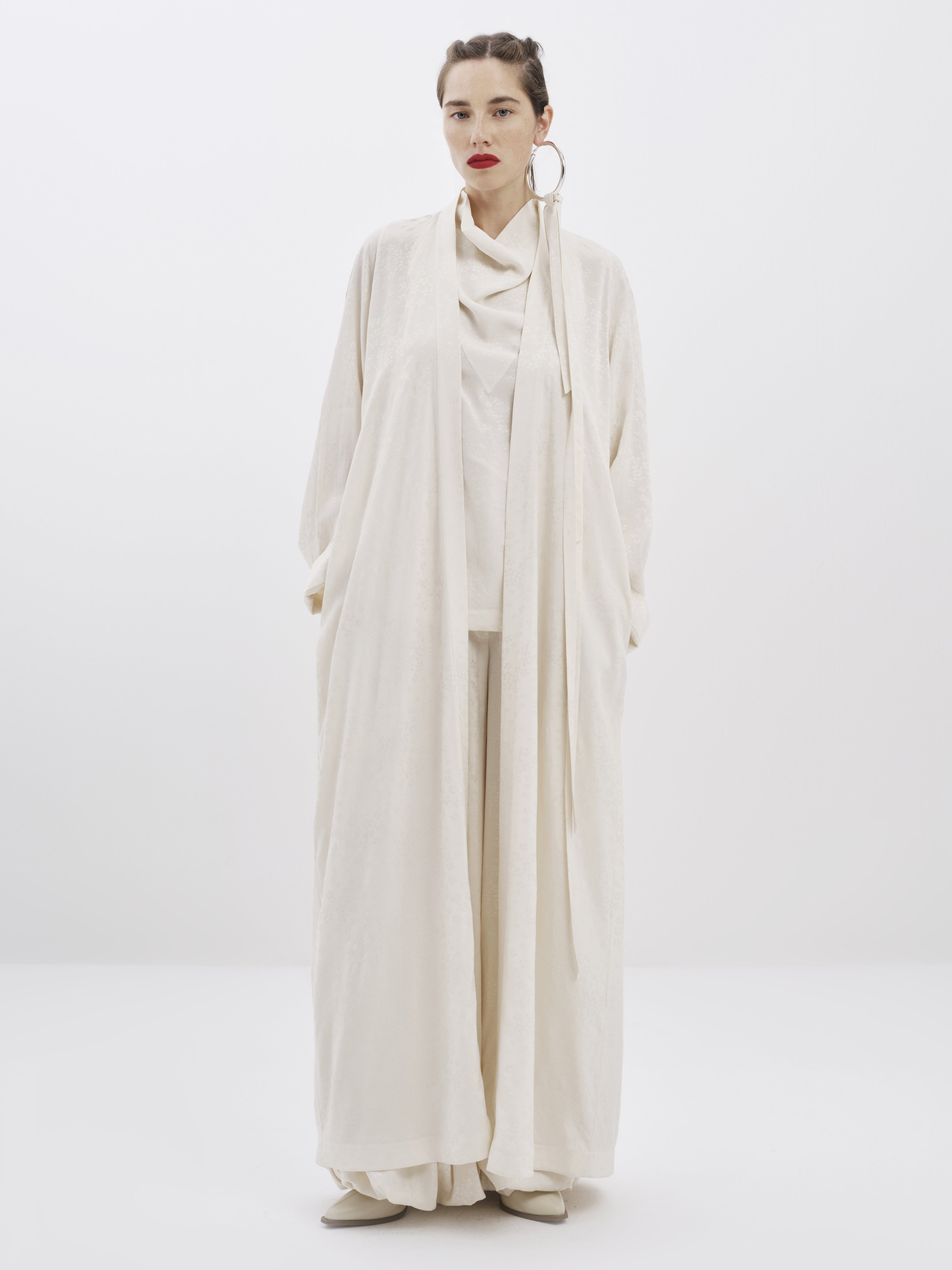 Pleated Back Jacquard Abaya